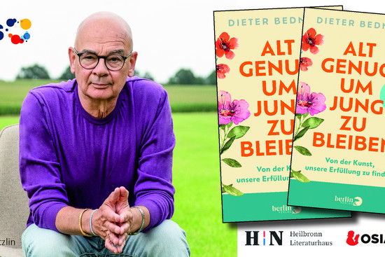 Journalist Dieter Bednarz mit Buchcover, © Ulli Neutzling und berlinverlag