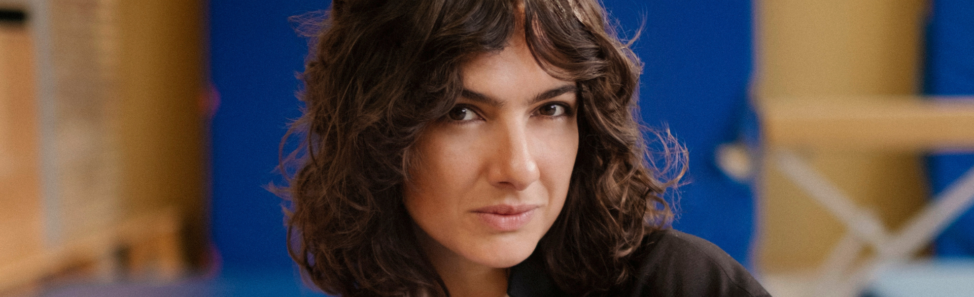 Son Lewandowski © Maximilian Gödecke Photography, © © Maximilian Gödecke Photography Porträtfoto der Schriftstellerin Son Lewandowski